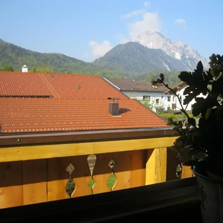 Ferienapartmenthaus Hubertushof Mittenwald Exterior photo