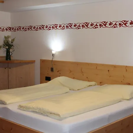 Ferienapartmenthaus Hubertushof Mittenwald Exterior photo