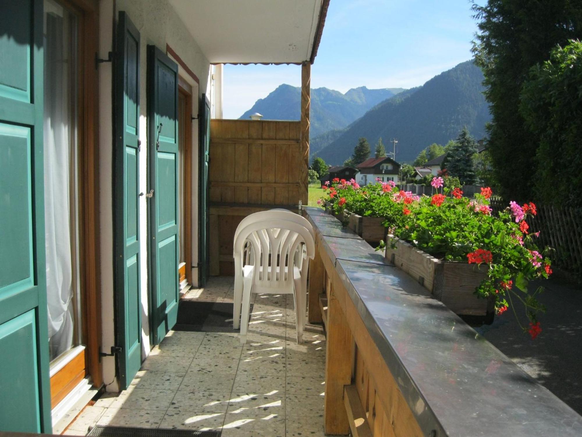 Apartment Ferienapartmenthaus Hubertushof Mittenwald