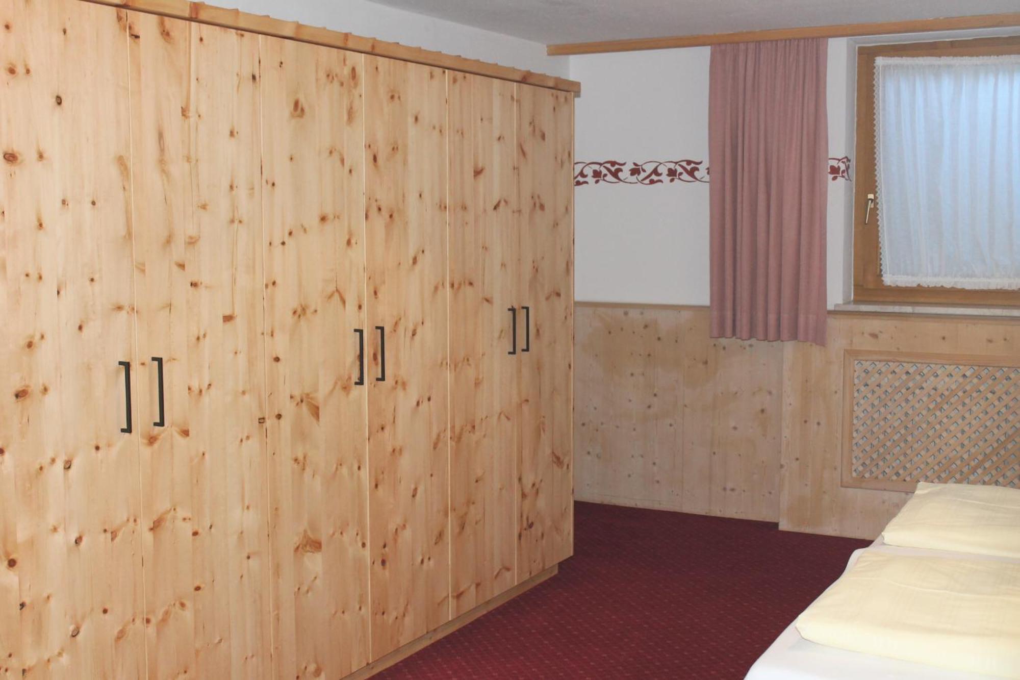 Apartment Ferienapartmenthaus Hubertushof Mittenwald